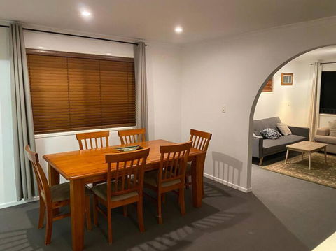 FAMILY 3-bedroom Everton Hills Apartment - Tourism TAS 1