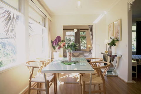 Family Home In Prime Location Melbourne - Hobart Tourism 0