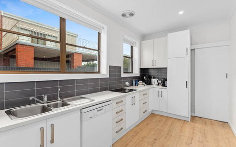 Family Tides 12 Cudmore Rd McCracken - No Linen Included - Tourism TAS 2