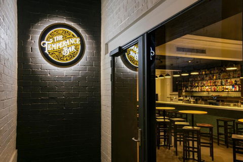 Farmers Home Hotel - Hobart Tourism 1