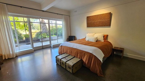 Fawkner Parkside Art House - Tourism TAS 2