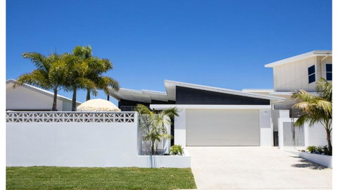 Fennes On Banzai - Tourism TAS 3