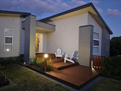 Fifteen Mercury - Tourism TAS 1