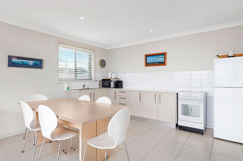 Fishie - 8a Pacific Street Fisherman Bay - Tourism TAS 2