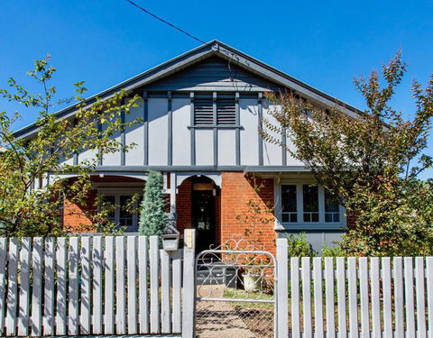 Fitzroy House - Federation Charm Near Town Centre - Tourism TAS 0