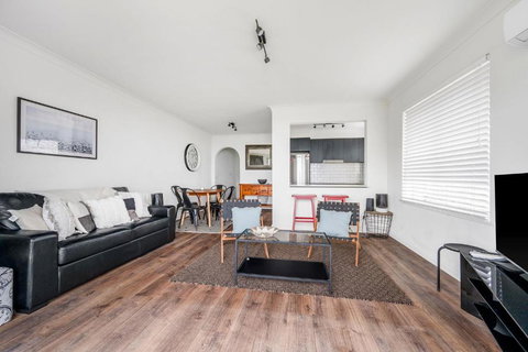 Flynns View 24 - Tourism TAS 4