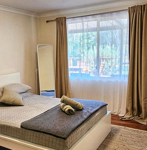 Forest Trails House, Dwellingup - Hobart Tourism 3