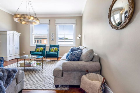 Fox House Scone - Apartment 3 - Tourism TAS 4