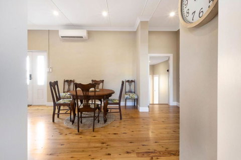 Fox House Scone - Apartment 3 - Tourism TAS 1