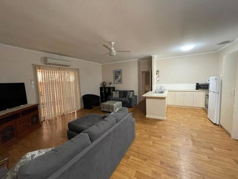 Four Bedroom House On Masters South Hedland - Tourism TAS 4