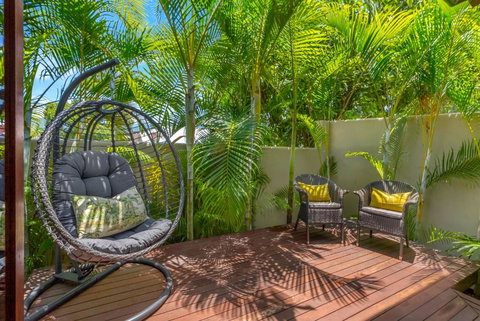 Far Pavilions - An Intimate Bali-style Haven - Tourism TAS 4