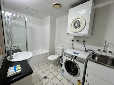 Frisco Apartments - Tourism TAS 3