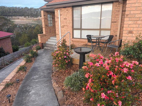 Front Apartment In Howrah With Stunning Views - Tourism TAS 3