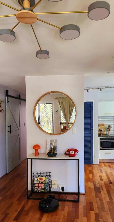 Funky Vibes 2 Bedroom Gem - Tourism TAS 3