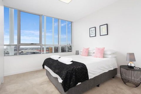 G1903S - Zetland Heights Sunset Vista - Hobart Tourism 4