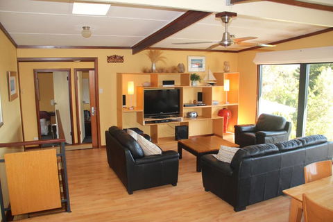 Gabbadah Beach House - Hobart Tourism 2