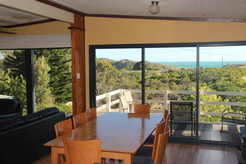 Gabbadah Beach House - Hobart Tourism 1
