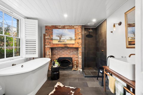 Gable House Geelong - Hobart Tourism 4