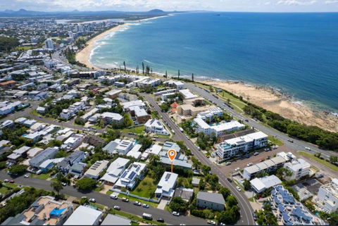 GEORGE8- THE ULTIMATE, FAMILY BEACH HOUSE! - Hobart Tourism 3