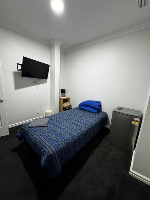 GHK - Grand Hotel Kalgoorlie - Hobart Tourism 1