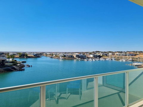 Glam Apartment 21 - Tourism TAS 3