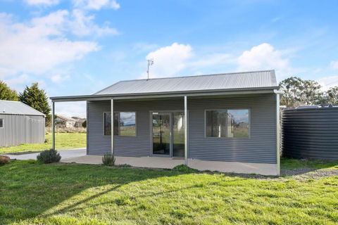 Glenowrie Cottage - 2 King Beds - Close To Cadia - Tourism TAS 1