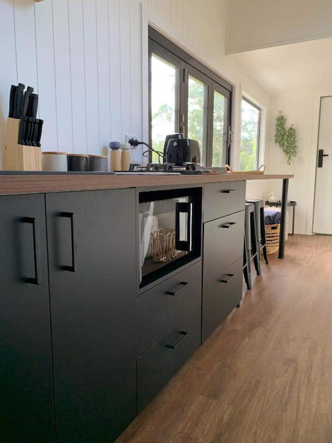 Gorgeous 2 Bedroom Tiny House Noosa Hinterland - Tourism TAS 4