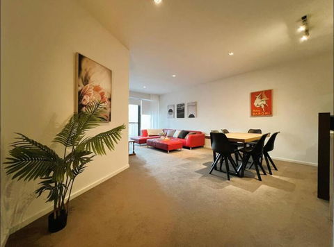 GW24-1 BATH 2 BR At The Glen With FREE Parking And Balcony - Hobart Tourism 2