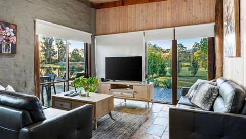Goulburn River Lodge - Hobart Tourism 1