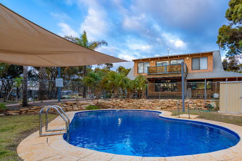 Great Western Motel Norseman - Hobart Tourism 0