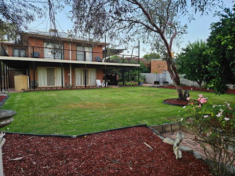Gungurru - Hobart Tourism 1