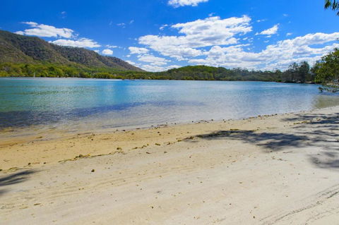 H2O Holiday Apartments Unit 12 - Tourism TAS 4