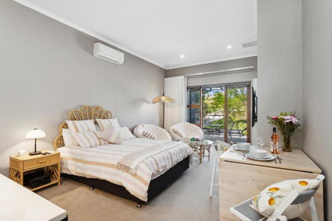 Haven Studio Hideaway Near Airport - Tourism TAS 2