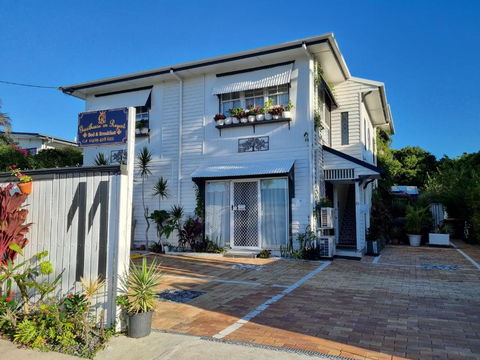 GUESTHOUSE On REGENT Bed & Breakfast - Hobart Tourism 3