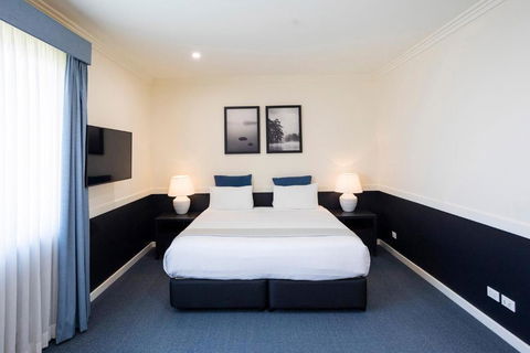 Hawkesbury Race Club Motel - Tourism TAS 0