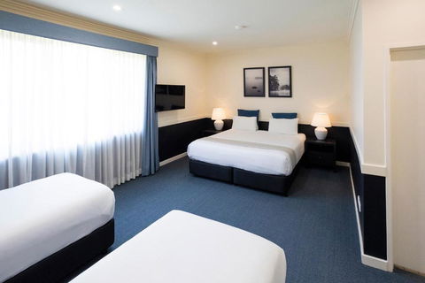 Hawkesbury Race Club Motel - Tourism TAS 1
