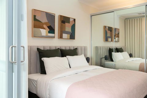 Hilton Executive Apartments - Hobart Tourism 1