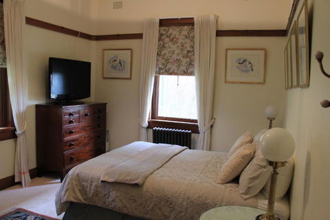 Historic Merryville Homestead - Hobart Tourism 1
