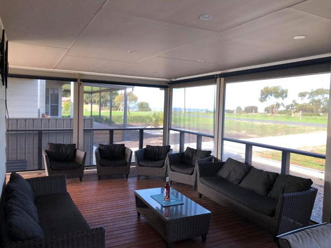 Holiday Escape Milang - Hobart Tourism 0