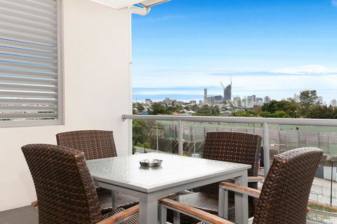 Hotel Chino - Hobart Tourism 2