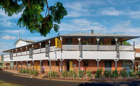 Hotel Cunnamulla - Hobart Tourism 1