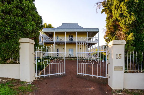 Hope Farm Guesthouse - Tourism TAS 3
