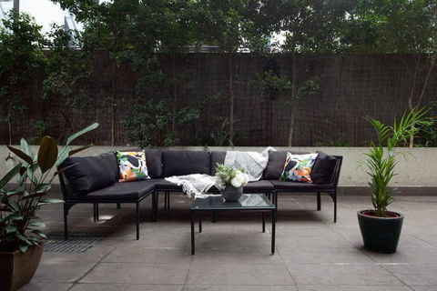 Huge 3 Bed Camperdown Garden Apt W Parking Aircon - Hobart Tourism 1