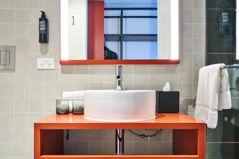 Ibis Styles Melbourne Airport - Tourism TAS 1