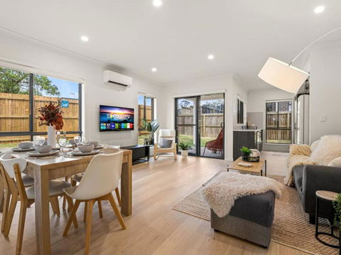 Ideal For Getaway - 3BR Home - Hobart Tourism 2