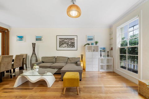 Ideally Located 3 BR With Parking & Central & Darling Harbour-10 Mins Walk - Tourism TAS 3