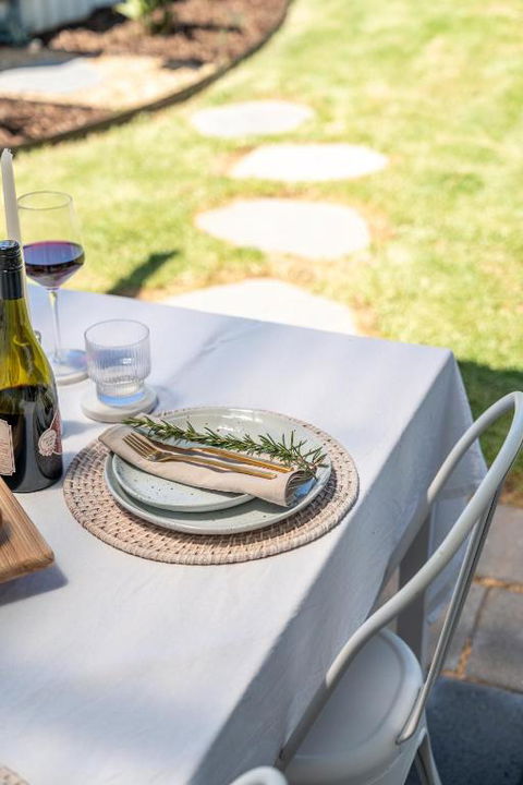 ILUKA Luxe Accommodation, Relaxed Coastal Vibe - Tourism TAS 3