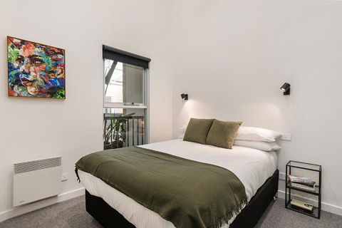 Incredible Balcony Duplex In The Heart Of Fitzroy - Tourism TAS 2