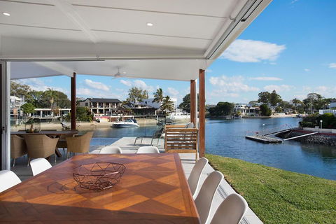 INCREDIBLE VALUE - Perfect For Large Families - Tourism TAS 3