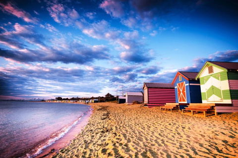 Indulge Luxury Holiday Near Brighton Beach With Private Garden Parking - Tourism TAS 3
